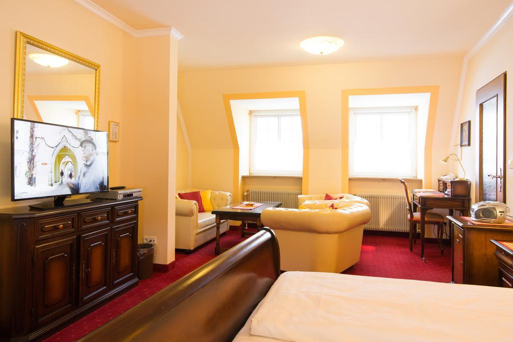 Klassik Hotel Am Tor Weiden in der Oberpfalz Eksteriør billede