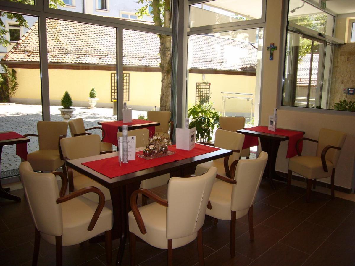 Klassik Hotel Am Tor Weiden in der Oberpfalz Eksteriør billede